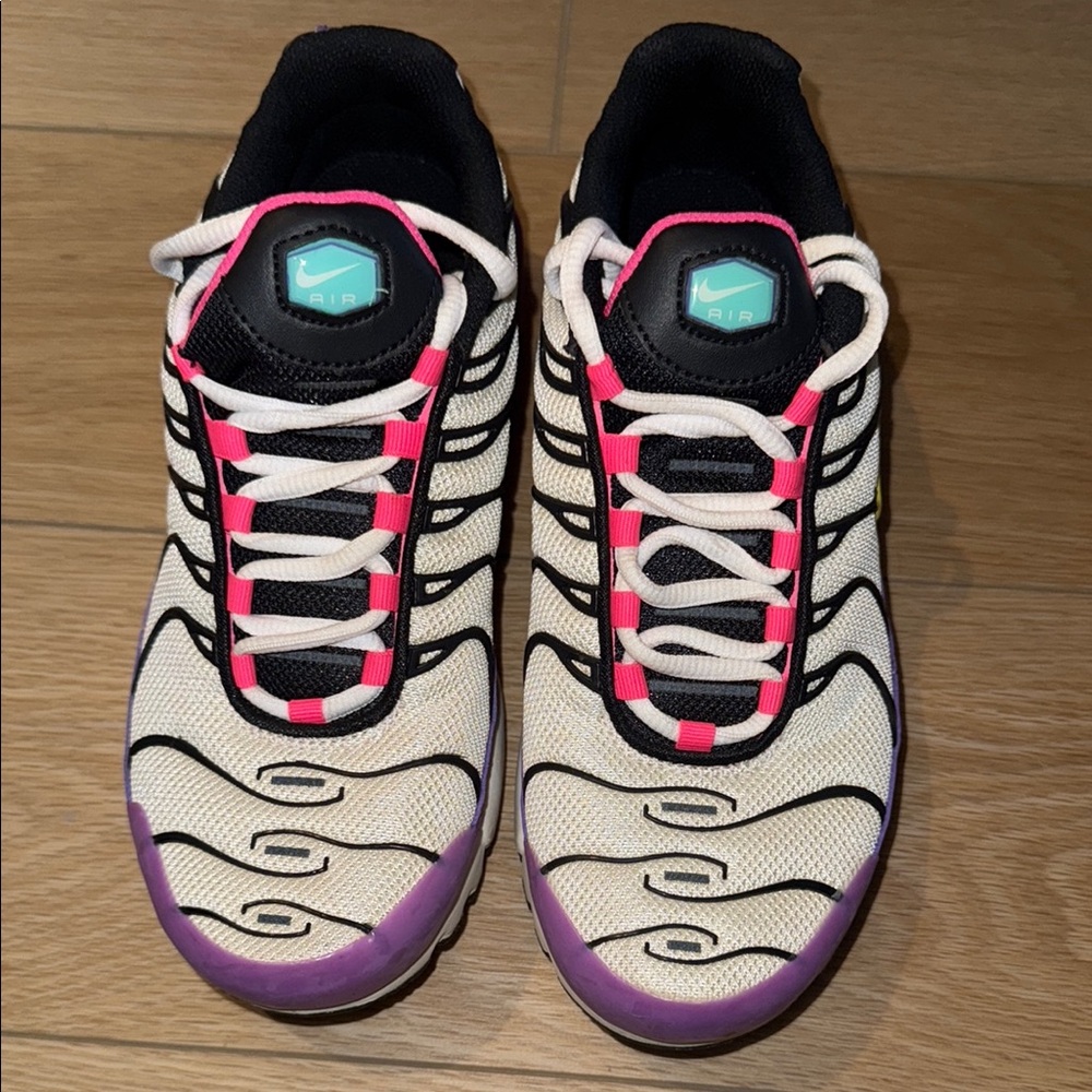 Nike Cream and Purple Sneakers Air Max Plus